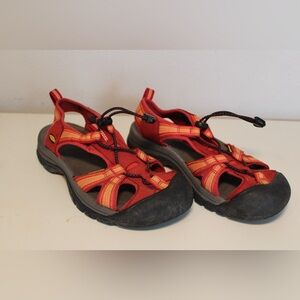 Keen Venice H2 Sandals Waterproof Sport Comfort Hiking Shoes Red Womens Size 8